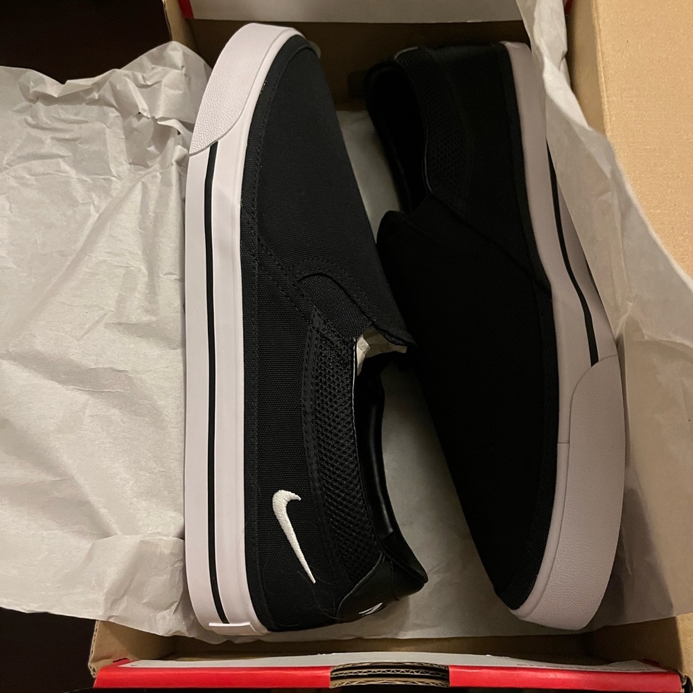 Nike Black and White Men's Sneakers